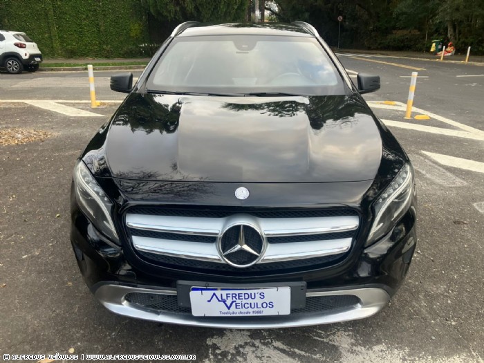 Mercedes-Benz GLA 200 ADVANCE 2014/2015